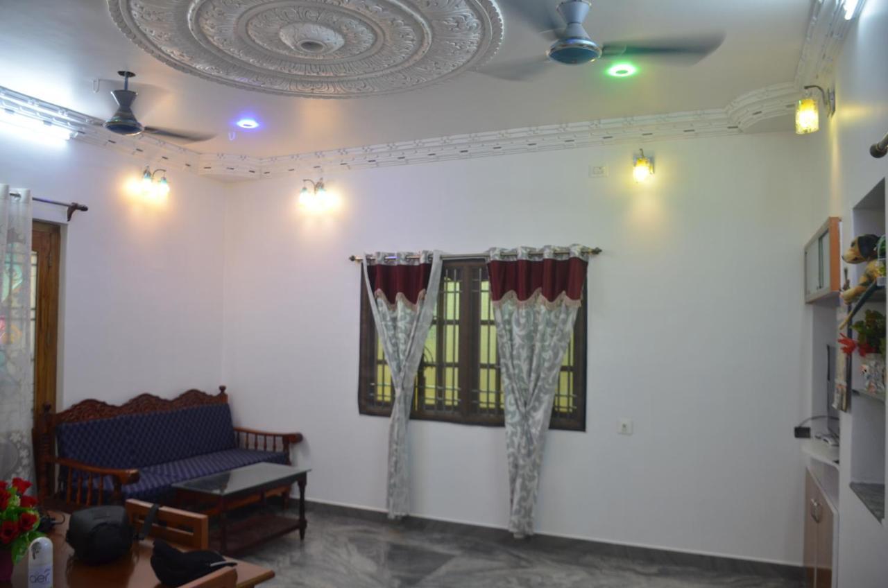 Vasantham Villas ポンディシェリ エクステリア 写真