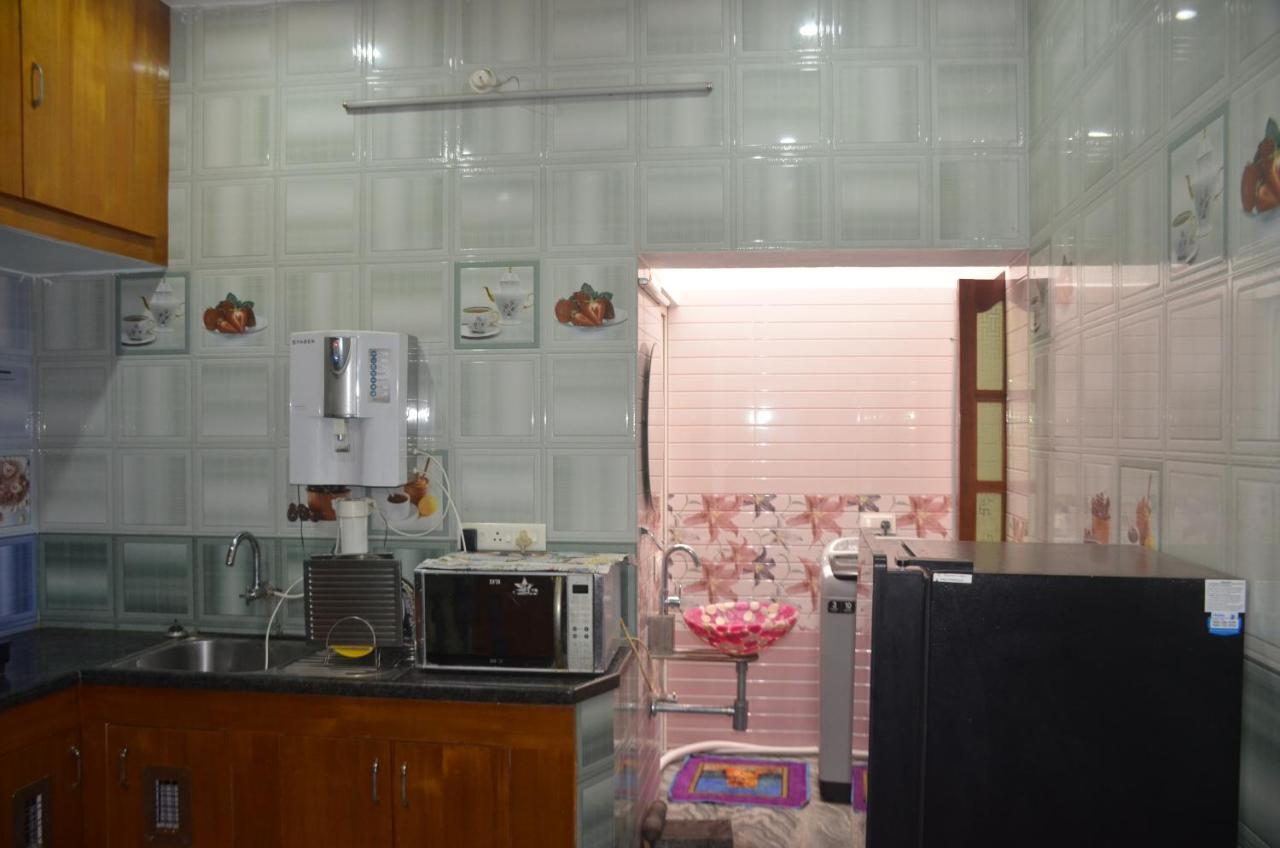 Vasantham Villas ポンディシェリ エクステリア 写真