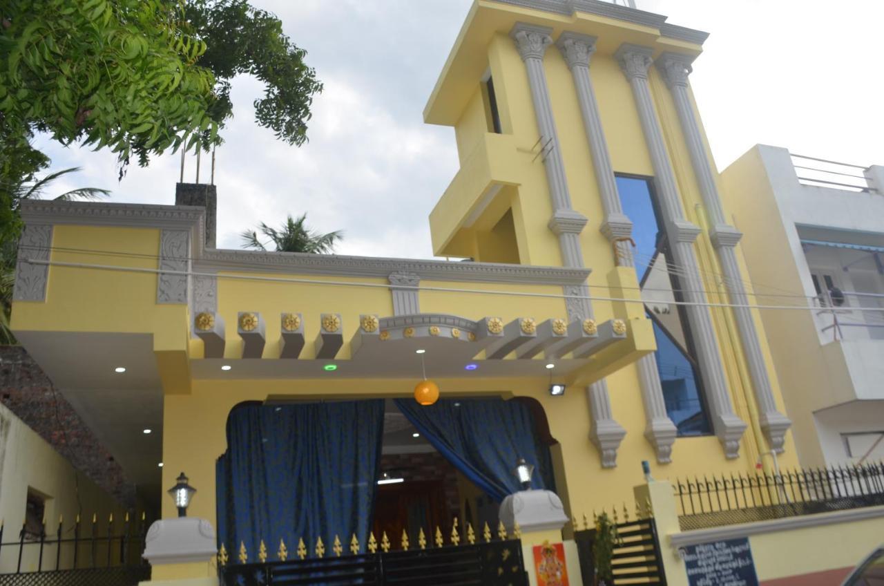 Vasantham Villas ポンディシェリ エクステリア 写真